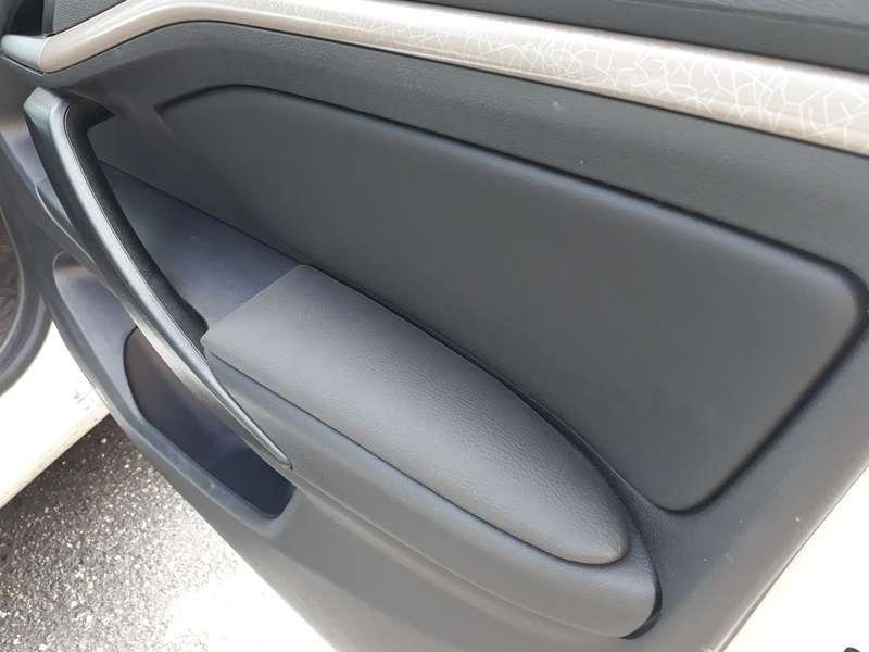 Подлокотники на задние двери Lada Vesta ArmAuto