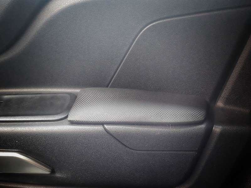 Подлокотники на задние двери Lada Х-Рей ArmAuto