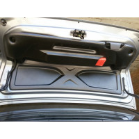 Обшивка крышки багажника со знаком аварийной остановки VTS для Лада Веста